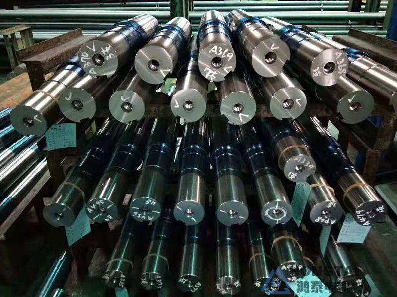 YBE2-315M-4电机轴伸两端打孔、特殊法兰